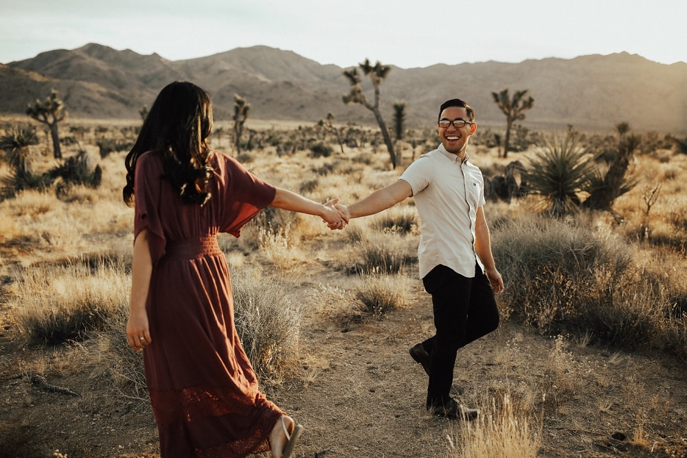 joshua tree engagement session in december