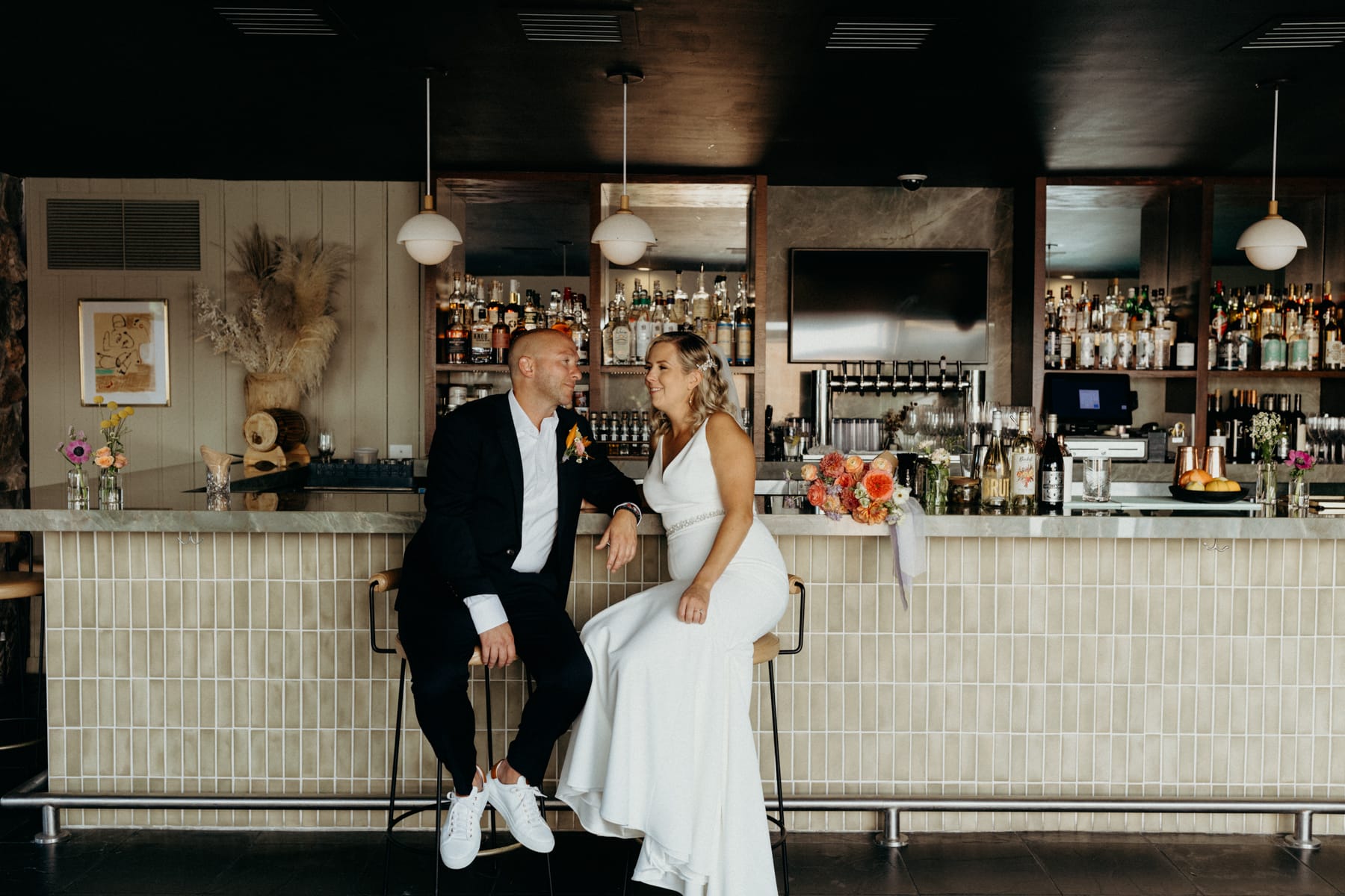 wedding portraits at the bar at the pearl hotel